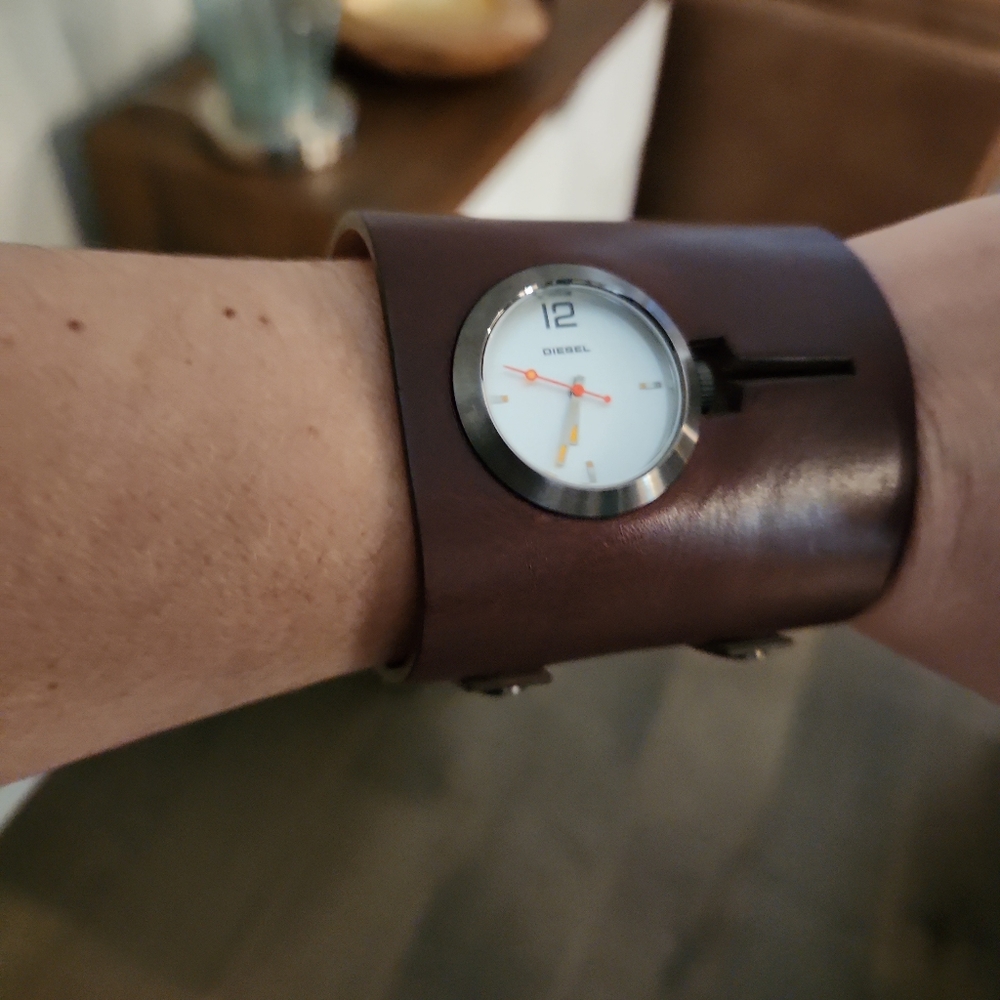 *RARE* Diesel DZ 2009 unisex cuff watch